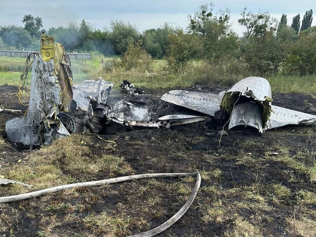Официально: три украинских военных летчика погибли в авиакатастрофе в Житомирской области