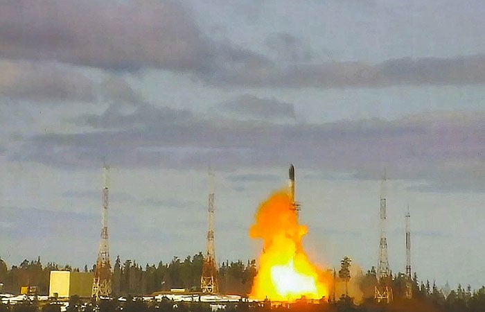 "Аналогов нет": в РФ отчитались, что поставили на боевое дежурство межконтинентальные ядерные ракеты "Сармат"