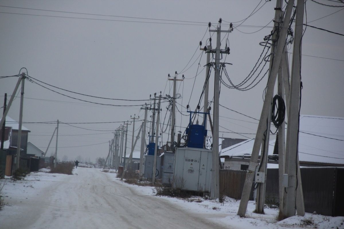 Россию в сильный мороз накрыли отключения электричества и отопления: замерзает целое село 