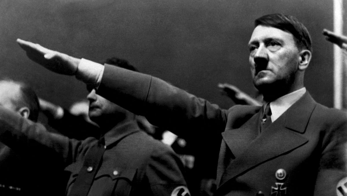 "Нет сил это слушать", – коллаборант из Донбасса выдал, кто на самом деле сподвигнул Гитлера на войну 