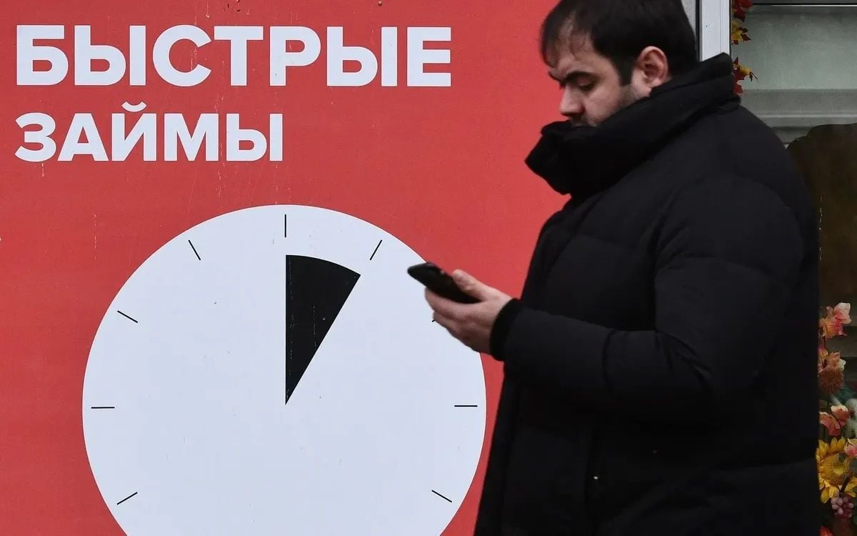 Россияне массово закладывают имущество ради кредитов, чтобы отдать старый долг, – СМИ