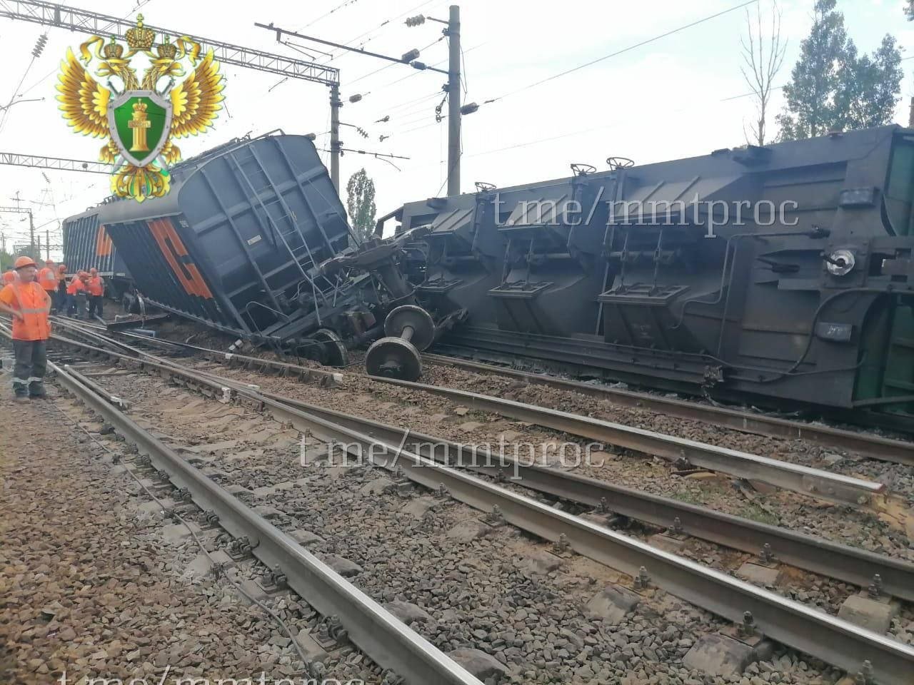 В Воронежской области произошло крушение товарного поезда – оккупанты выдвинули "железную версию" ЧП