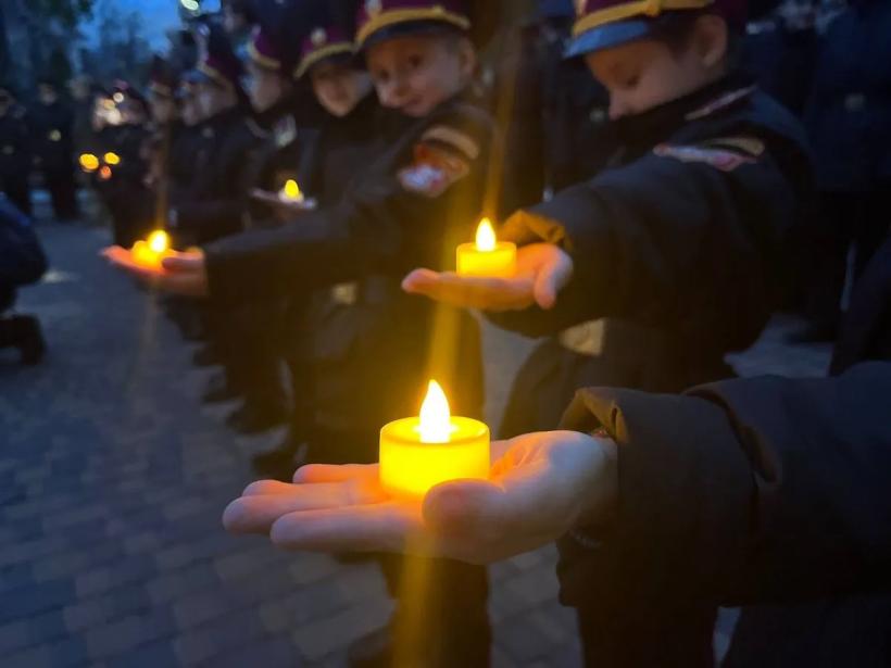 "Свет памяти и надежды объединяет нас": в Киеве состоялась акция ко Всемирному дню ребенка