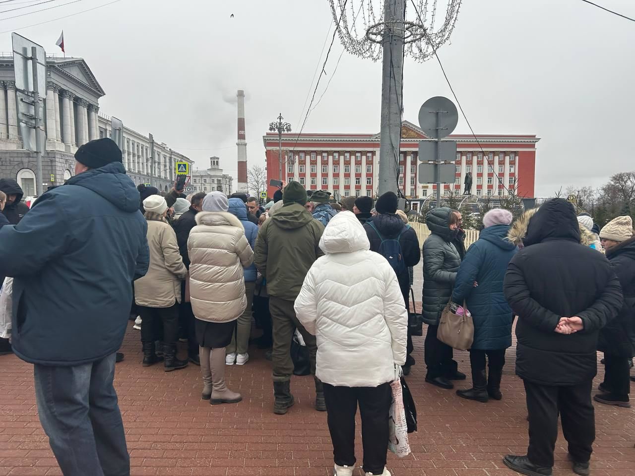 "Мы остались бомжами": жители Курщины, которую бомбит Россия, безрезультатно требуют компенсаций