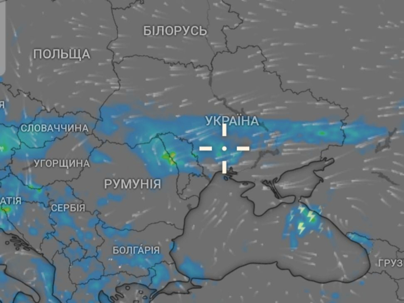 На Украину надвигаются ливни, грозы и шквалы, но есть и приятный момент