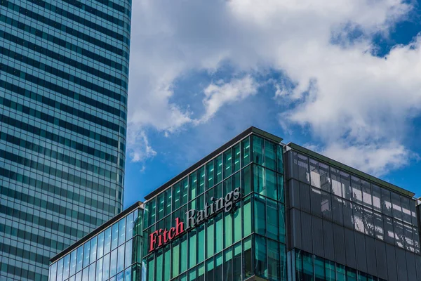 Fitch погіршило прогноз зростання світового ВВП у 2025 році до менш ніж 2%