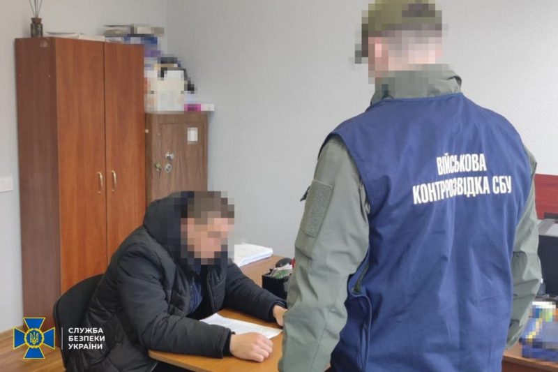"Либо заносим подарок, либо палим": СБУ раскрыла "крота", готовившего убийство командиров ВСУ на полигоне