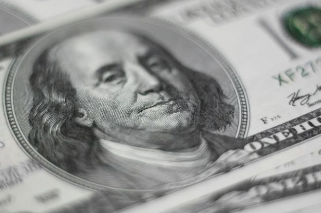 Нацбанк зменшив продаж валюти на ринку до мінімуму