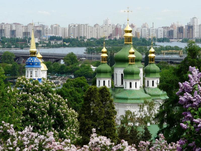 Пасхальные богослужения в Киеве: где жители столицы смогут освятить паску