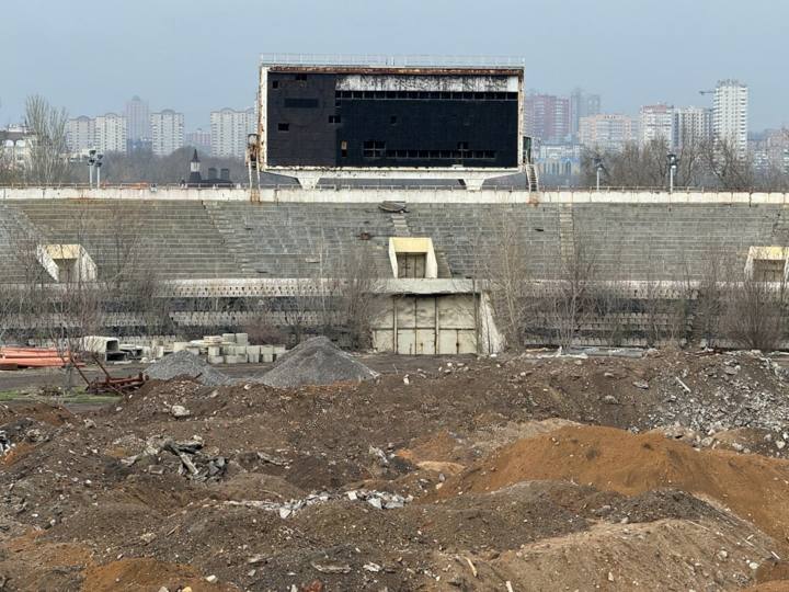 Появились фото, что стало со стадионом "Шахтер" в оккупированном Донецке: Россия разрушила и это