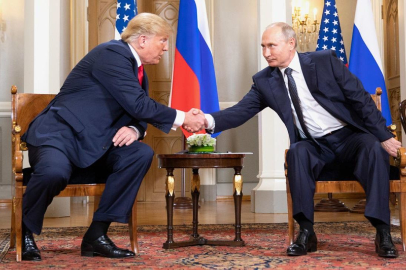 Путин, вероятно, "купил" Трампа долей в проекте "Восток Ойл" - Галлямов