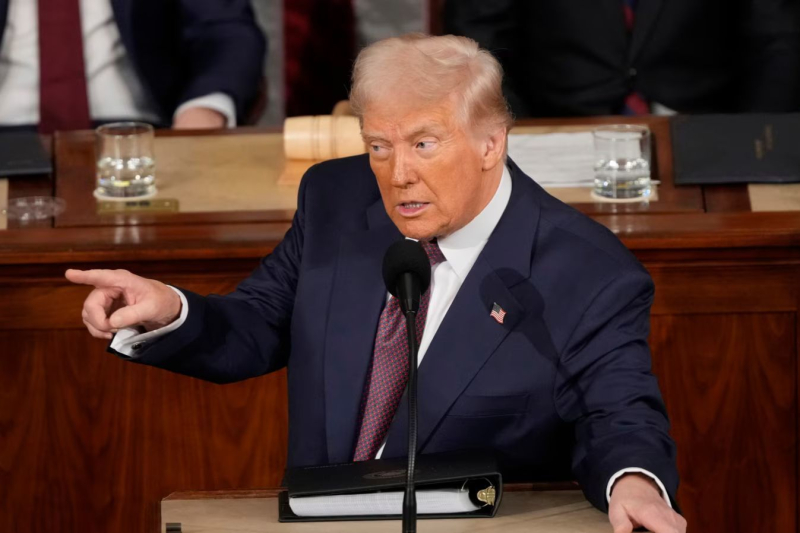 Трамп отреагировал на просьбу Зеленского купить ракеты у США: "Не нужно было начинать войну"