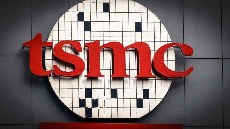 Трамп погрожує TSMC захмарним податком, якщо компанія не побудує заводи в США