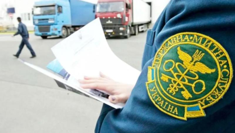 В пунктах пропуска на Закарпатье будут проверяться автомобильные весы: возможны задержки движения