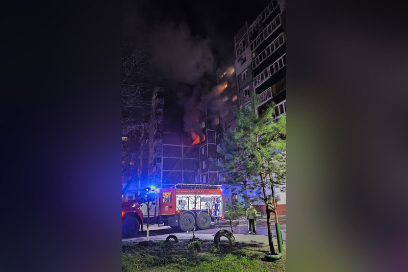 "Вот и поспали", – российская система ПВО повредила в Курске не один дом, охотясь на дроны