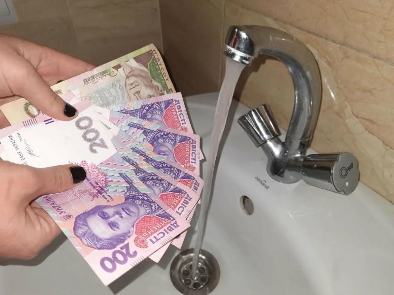 Цены на воду могут вырасти: Правительство пересматривает постановление о "заморозке" тарифов
