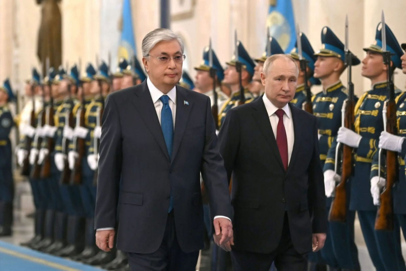 Демарш Астаны: Казахстан отвергает БРИКС Путина