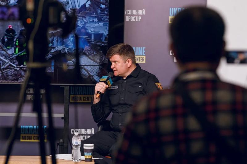 ГСЧС: "Правило двух стен" не гарантирует безопасности - украинцев призывают пользоваться укрытиями