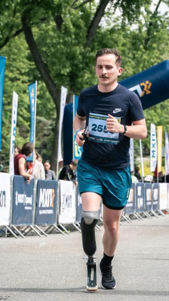 MHP Run4Victory: ветеран преодолел 21 км на протезе