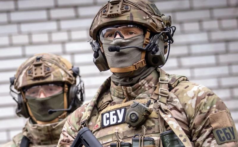 СБУ проводит меры безопасности во Львове: будут проверять документы, автомобили и общественные помещения