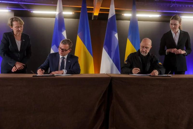 Украина и Финляндия подписали ряд документов в сфере безопасности, энергетики и образования: что предусматривается