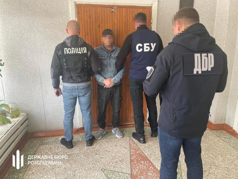 В Донецкой области задержан полицейский за торговлю трофейным оружием – ГБР