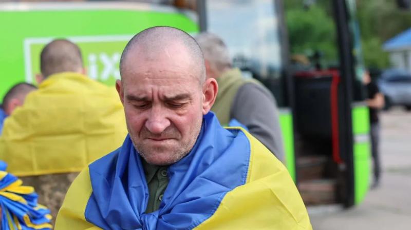 Большинство были в плену с 22-го года: Зеленский заявил о новом этапе обмена пленными с рф