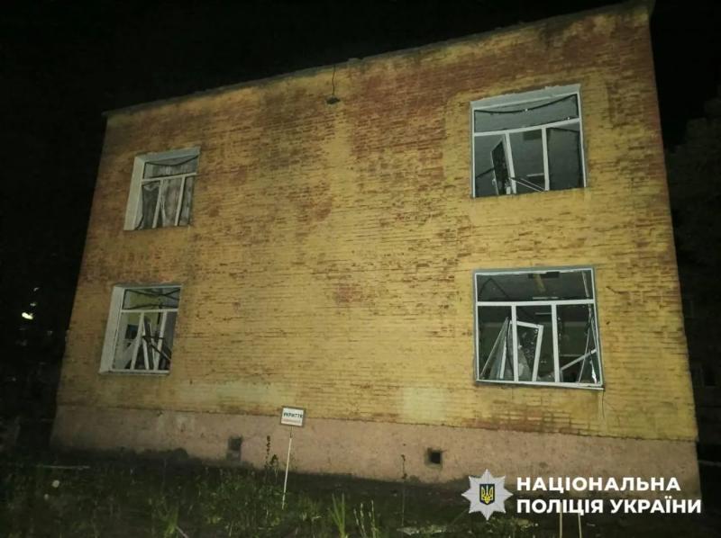 Масштабная российская атака по Украине: в Ченигове пострадал жилой массив, ранены 4 человека