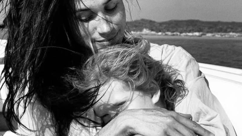 Меган Маркл поделилась фотографиями дочери Лилибет на ее 4-летие