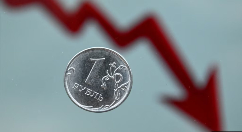 "Минус 50 миллиардов в месяц", – росСМИ узнали про крупную проблему российских банков
