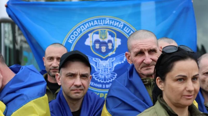 Обмен пленными 19 июня: большинство освобожденных украинцев были в плену более 3 лет