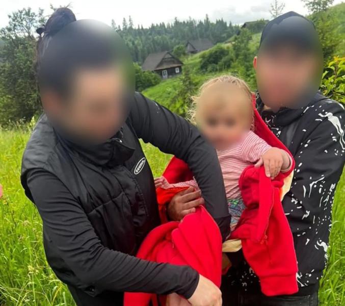 Полиция разыскала пропавшую двухлетнюю девочку на Львовщине