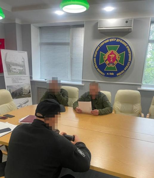 Полковник ГПСУ пытался подкупить председателя ВВК, чтобы избежать фронта: его задержали