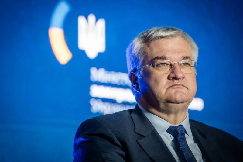 "Послушайте звуки над моим домом", - Сибига показал, что ночью довелось пережить Украине