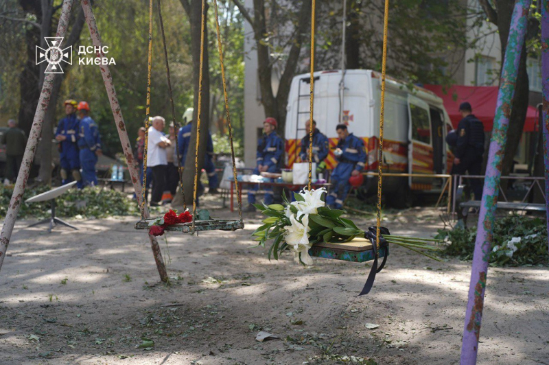 Удар ВС РФ по Киеву 17 июня: число погибших растет, разбор завалов продолжается, результаты неутешительные – ГСЧС Украины