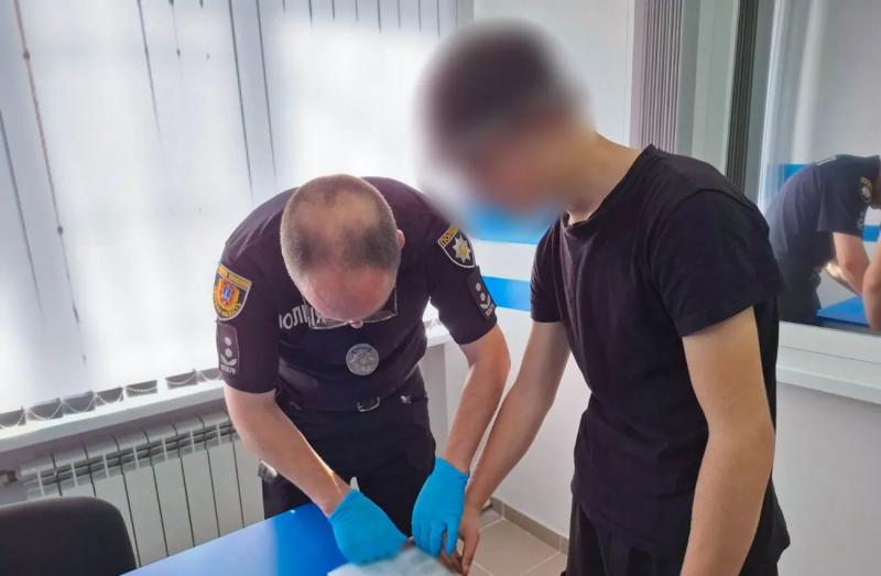 В Одесской области двое подростков пытали 12-летнего парня: полиция задержала злоумышленников