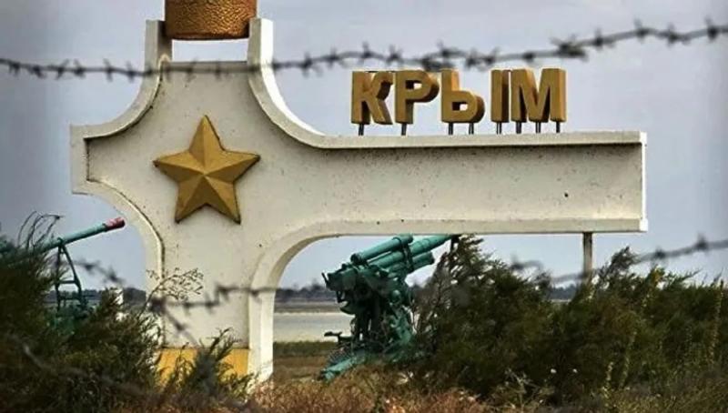 В Запорожской области взорвался российский военный поезд, направлявшийся в Крым