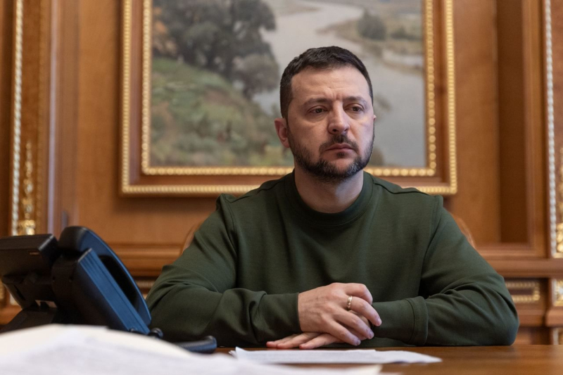 Зеленский усиливает давление: одобрены санкции против поставщиков "Шахедов" и ВПК России