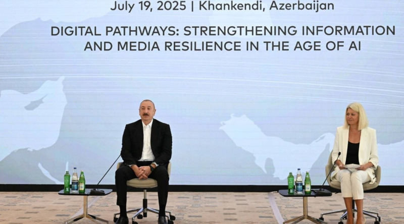 Алиев разгромил попытку Кремля обвинить Украину в крушении самолета AZAL