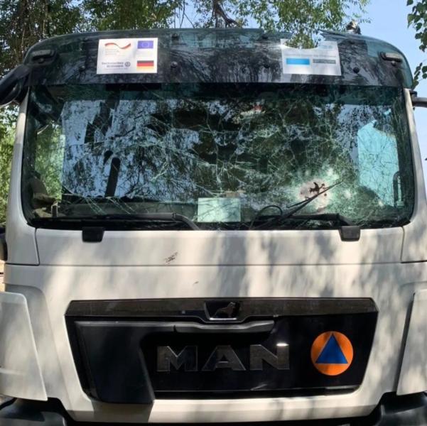 Четверо спасателей получили ранения в результате преднамеренных ударов врага - ГСЧС