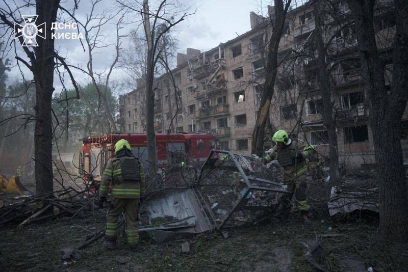 Кремль атаковал ракетами жилую застройку Киева: Ткаченко дал комментарий