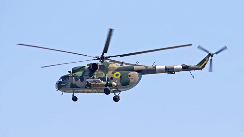 Модернизированный, но заблокированный: почему вертолет для Воздушных Сил до сих пор не на службе