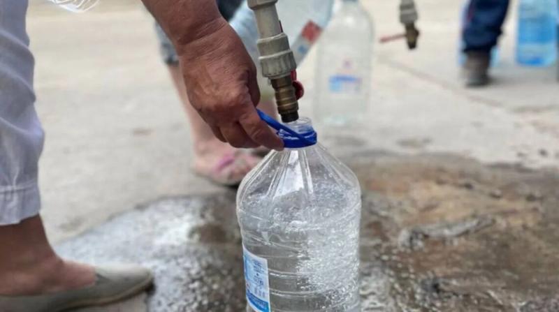 Новые правила в оккупированном Мариуполе: вода по графику – раз в два дня