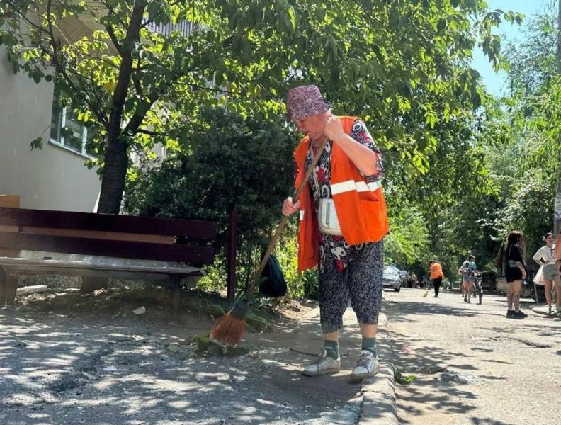 Оккупанты атаковали Самар 13 июля: повреждены школа и дома