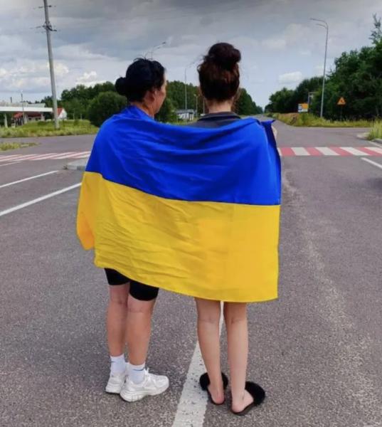 Отказались посещать российскую школу: Украина вернула домой еще троих детей из рф и ТОТ - Ермак