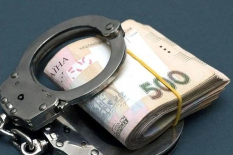 Присвоили миллионы гривен на восстановлении инфраструктуры: должностные лица горсовета на Киевщине получили подозрение