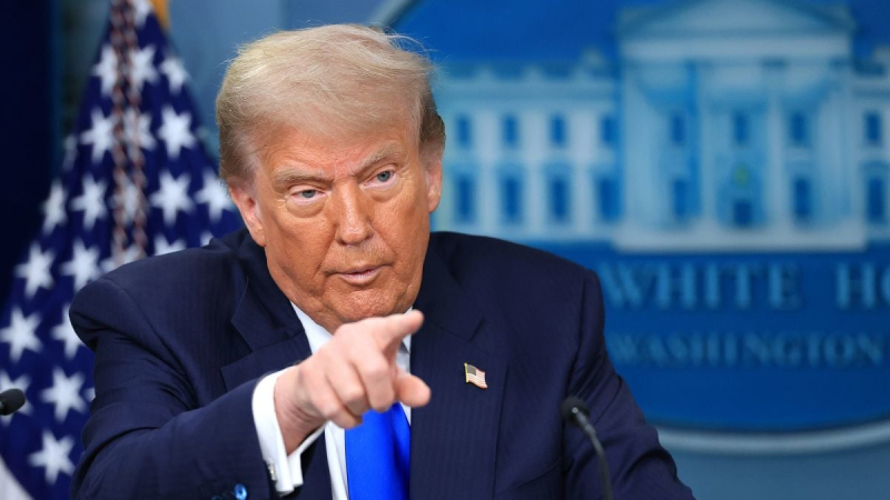 Трамп сделал заявление относительно военной и политической помощи Украине