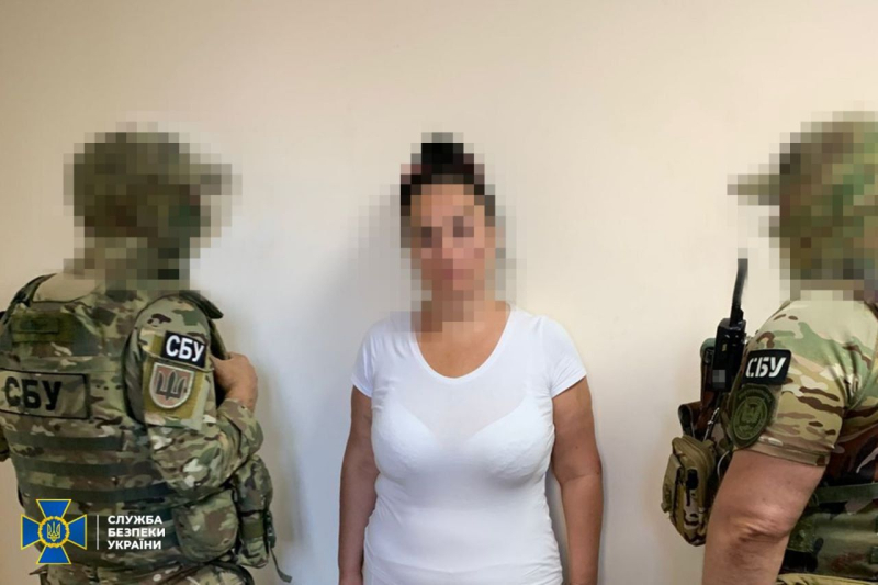 В Одессе сорван теракт агента спецслужб РФ: пособница оккупантов положила СВУ в рюкзак и пришла в ТЦК