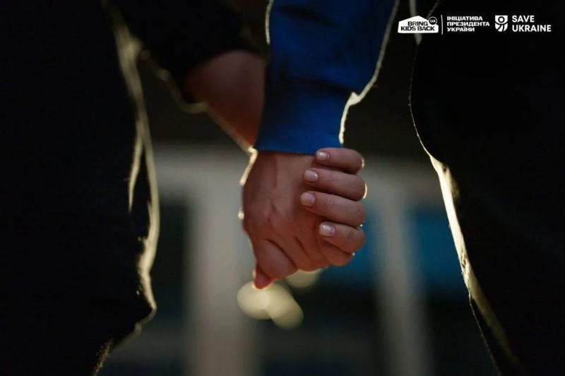 В Украину вернули вывезенную в РФ из Мариуполя девушку-подростка – Ермак