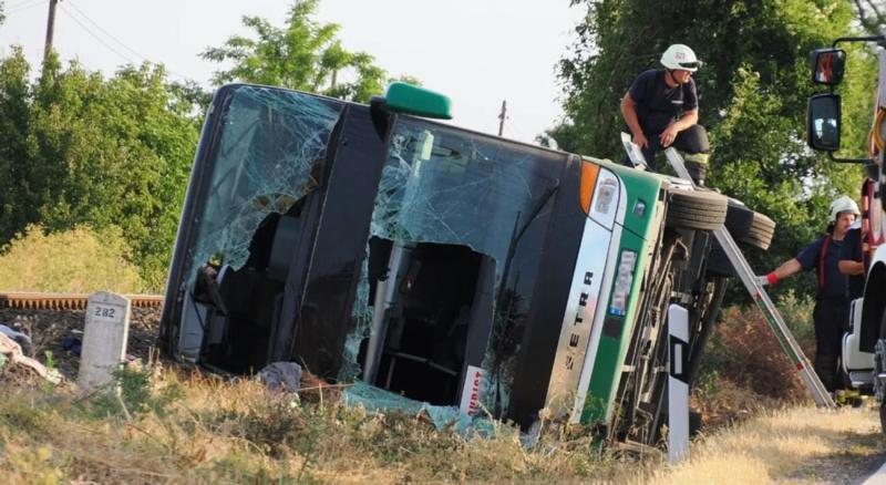 В Венгрии произошло ДТП с автобусом с украинцами, есть пострадавшие, среди них несовершеннолетние